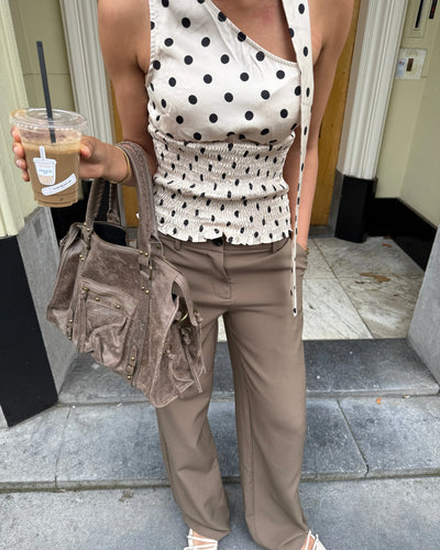 Taupe